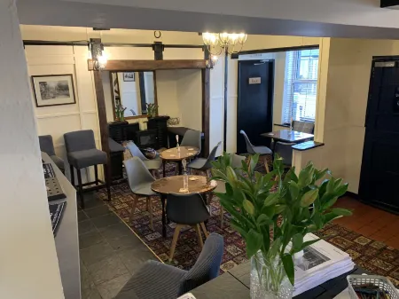 The Talbot Hotel Отели в г. Форден вит Лейтон энд Трелистан