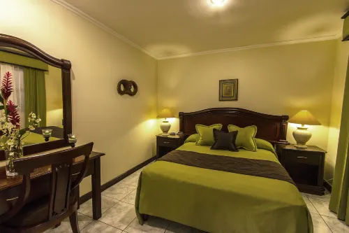 Hotel Iguana Verde Hoteles en Orotina