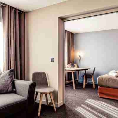 Hôtel Mercure Lyon Charbonnieres Rooms