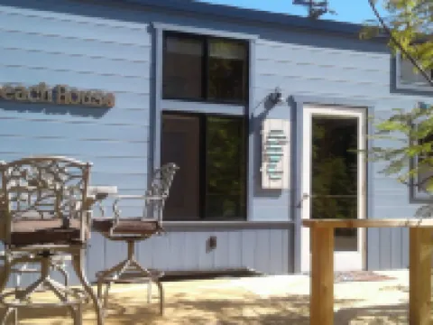 Coral Tree House Hotels in Rainbow