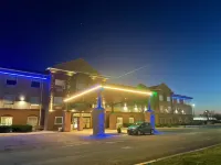 Route 66 Inn & Suites Hotels near GAR Cemetery