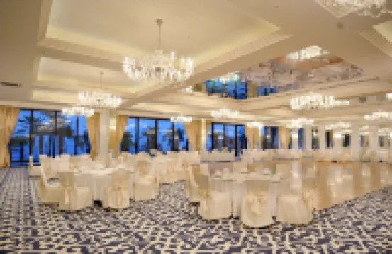 โรงแรม Amadria Park Royal - พร้อมอาหารเช้า