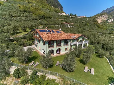 Maso Tobel Riva del Garda Hotels in Tenno