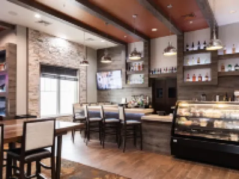 แฮมป์ตันอินน์แอนด์สวีทส์ สนามบินนิวอาร์ก อลิซาเบธ โรงแรมในเอลิซาเบท