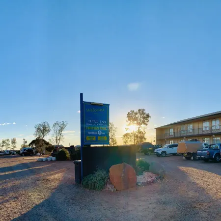 Opal Inn Hotel, Motel, Caravan Park