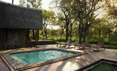 Black Rhino Game Lodge Hotels near Pilanesberg National Park