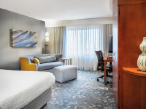 Courtyard Denton Hotels in Denton