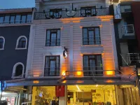 Magnaura House Hotel 5K RUG STORE yakınındaki oteller