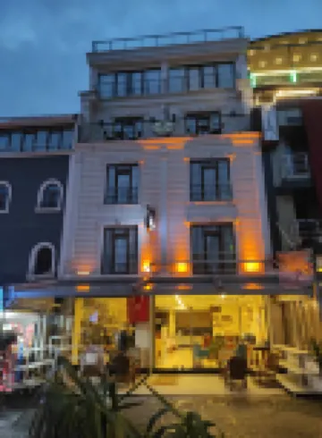 馬格納烏拉之家飯店 大殿水池附近的飯店