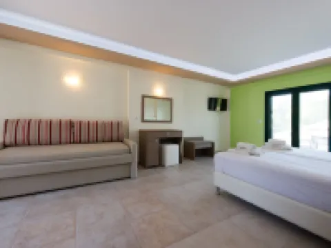 Coralli Hotel Hotels in Perdika