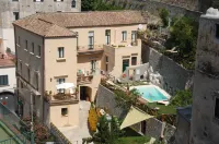 Amalfi Resort - Swimmingpools