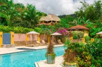 Sleeping Giant Rainforest Lodge - Family