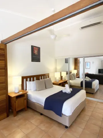 拜倫季假日公寓