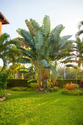 2 Bed Apt with Balcony at Runaway Bay