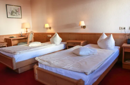 萊因霍爾德酒店