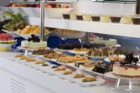 Hotel Kaptan - breakfast
