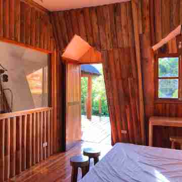 A-Frame Volcano House Rooms