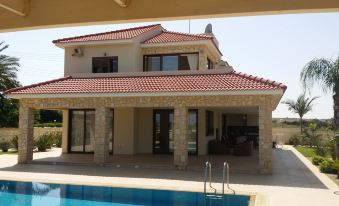 Noufaro Luxury Villa