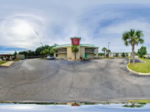 อีโคโน ลอดจ์ อินน์ แอนด์ สวีทส์ กัลฟ์พอร์ต แอร์พอร์ต โรงแรมในกัลฟ์พอร์ต