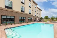 Holiday Inn Express & Suites Cleveland Northwest by IHG