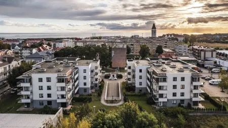 Apartamenty Sun & Snow Bursztynowy Отели рядом с достопримечательностью «Albatros»