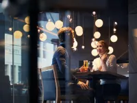 آر إيه سي في هوبارت هوتل - بار