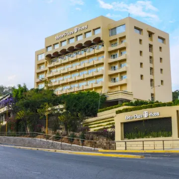 Hotel Fortin Plaza