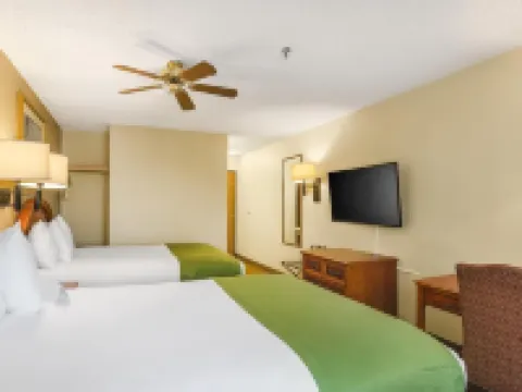 Cheyenne Guest Inn Hotels in Cheyenne