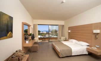 Island Blue Hotel