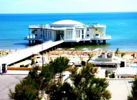 Hotel Cristallo Hotels in Senigallia