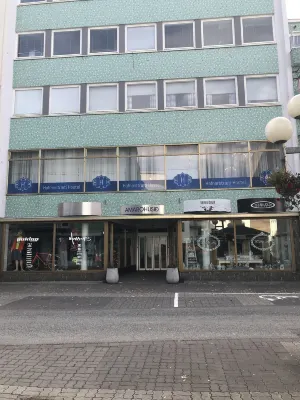 Hafnarstræti Hostel Hotel a 