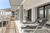 Villa Azur Hotels in Villeneuve-Loubet