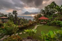 Nava Hotel Tawangmangu Hotels in Tawangmangu