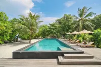 The Barefoot Eco Hotel - Pools