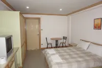 M in Korat Service Apartment