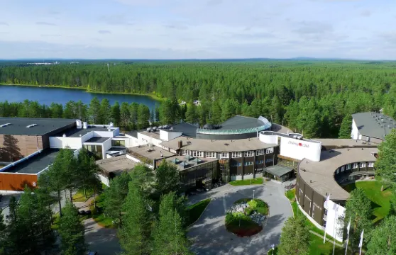 庫撒蒙特洛皮齊假日俱樂部酒店