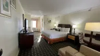 Bedford Plaza Hotel - Boston Hotels in Billerica