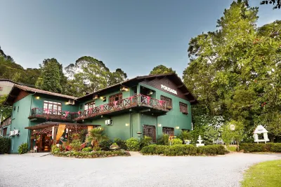 Pousada Três Pinheiros Hotels near Professor Gustavo Adolfo Koetz Museum