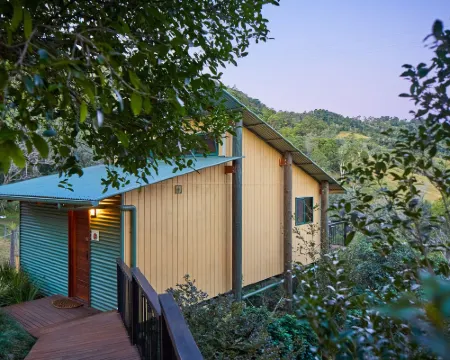 Dayboro Cottages Hotels in Caboolture