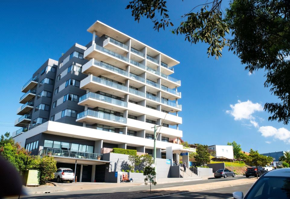 Mantra Wollongong Hotel Over view