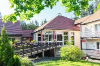 Hôtel Restaurant la Vallée Noble, Proche Eguisheim Colmar فنادق في Rouffach