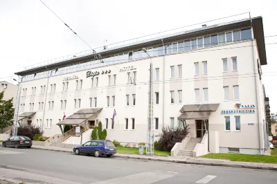 Kolonna Hotel Brigita Hotels in Zemgales priekšpilsēta