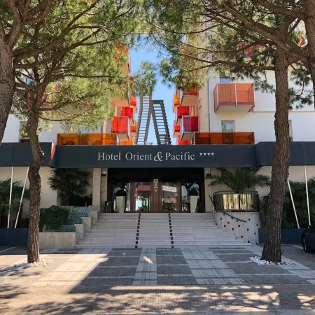 Hotel Orient & Pacific