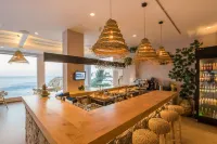 Aegean Village Beachfront Resort - bar
