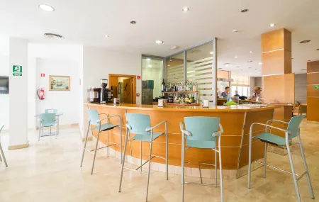 Abelux Отели рядом с достопримечательностью «Университет Балеарских островов»