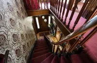 Iron Amethyst Inn   Boutique Hotel Hotels in Arena