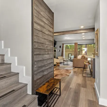 Stylish Sun Valley 2Br - Dog-Friendly - 2 Min Walk to Town