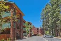 Snow Lake Lodge Hotel in zona Big Bear Alpine Zoo at Moonridge