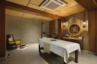 Taj Gandhinagar Resort and Spa - spa