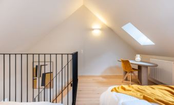 Huswell - Duplex Apartment for 4 Guests in the Heart of Ghent